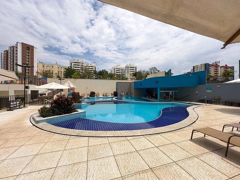 Atrium Thermas com roupas de cama