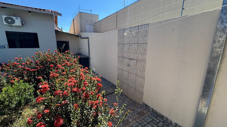 Casa c/ 3 quartos completa com piscina aquecida