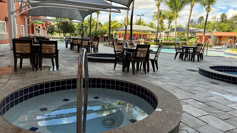 Cond Lagoa Quente Hotel